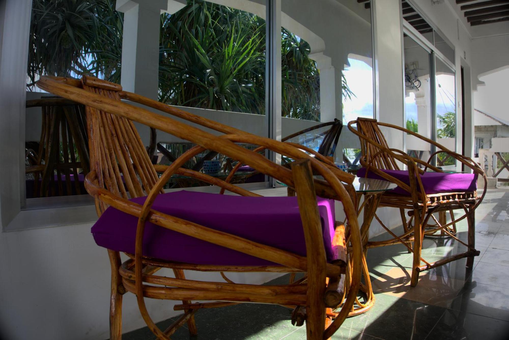 Cocolala Beach House Nungwi Room photo